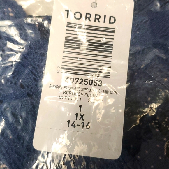 ❤️NWT VINTAGE TORRID CAMI - FLORAL PRINT - BABYDOLL SURPLICE LACE TRIM TANK - Picture 6 of 16